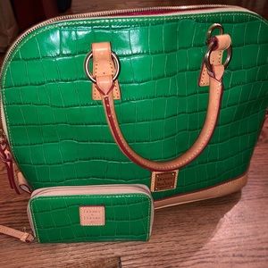 Dooney and Bourke green purse